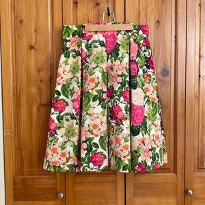 Pleated Floral A-line skirt